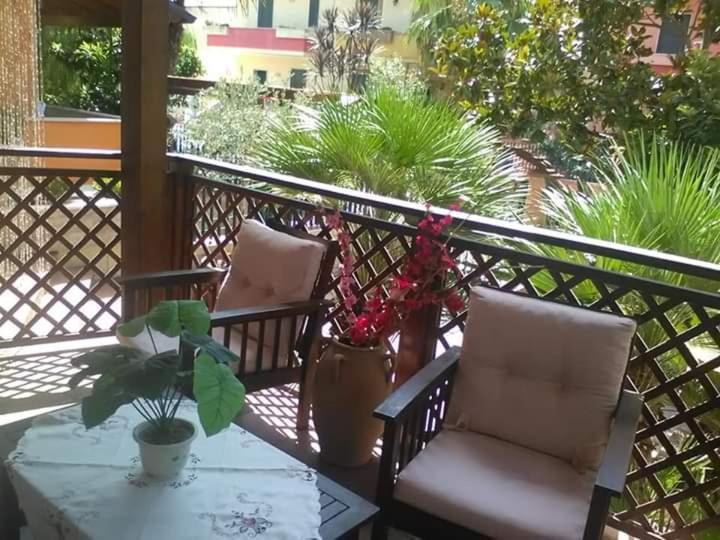 B&B Caravaggio San Donaci Exterior foto