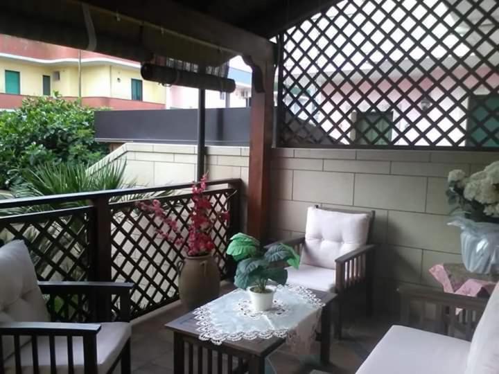 B&B Caravaggio San Donaci Exterior foto